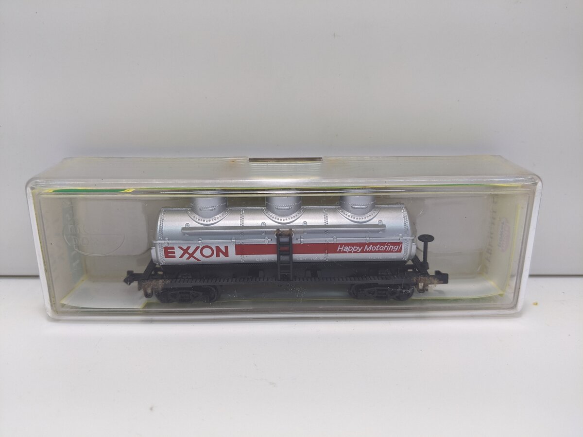 Model Power 3411 N Scale Exxon 40' 3-Dome Tank Car LN/Box