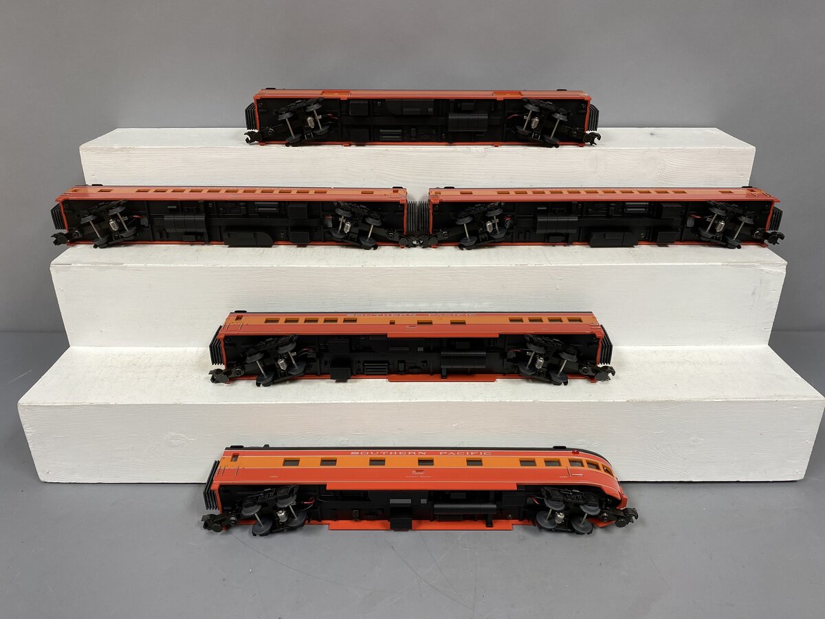 MTH 20-6523 Southern Pacific 70' Streamlined Passenger Car Set EX/Box