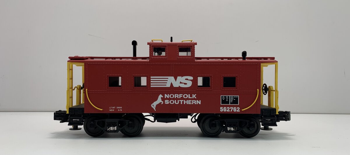 MTH 20-91033 O Gauge Norfolk Southern Caboose #562762 LN/Box