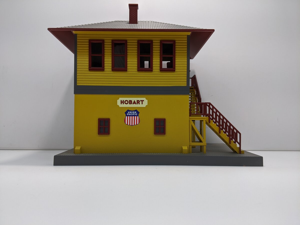 MTH 30-9048 O Gauge Union Pacific Switch Tower LN/Box