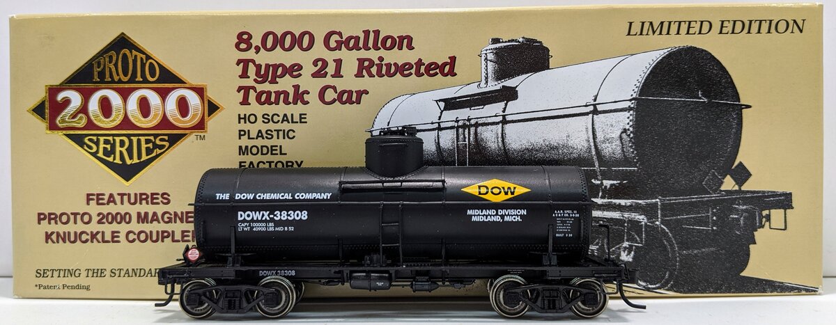 Proto 2000 38308 HO Scale DOW Riveted Tank Car LN/Box