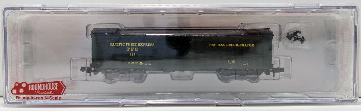 Roundhouse 82901 N Pacific Fruit Express 50' Refrigerator Car #558 NIB