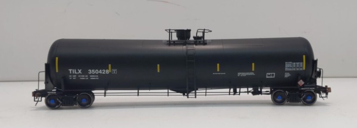 Scale Trains SXT30057 HO TILX Trinity Rail 31,000 Crude Oil Tank Car #350428