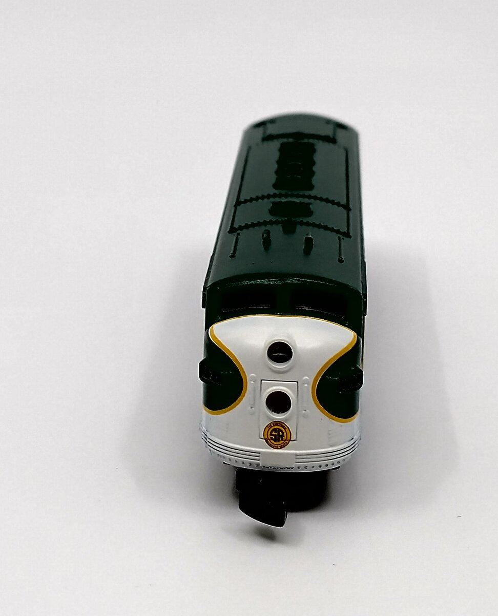 Marklin 81835 Z Southern EMD F7 Diesel Locomotive #6135 EX