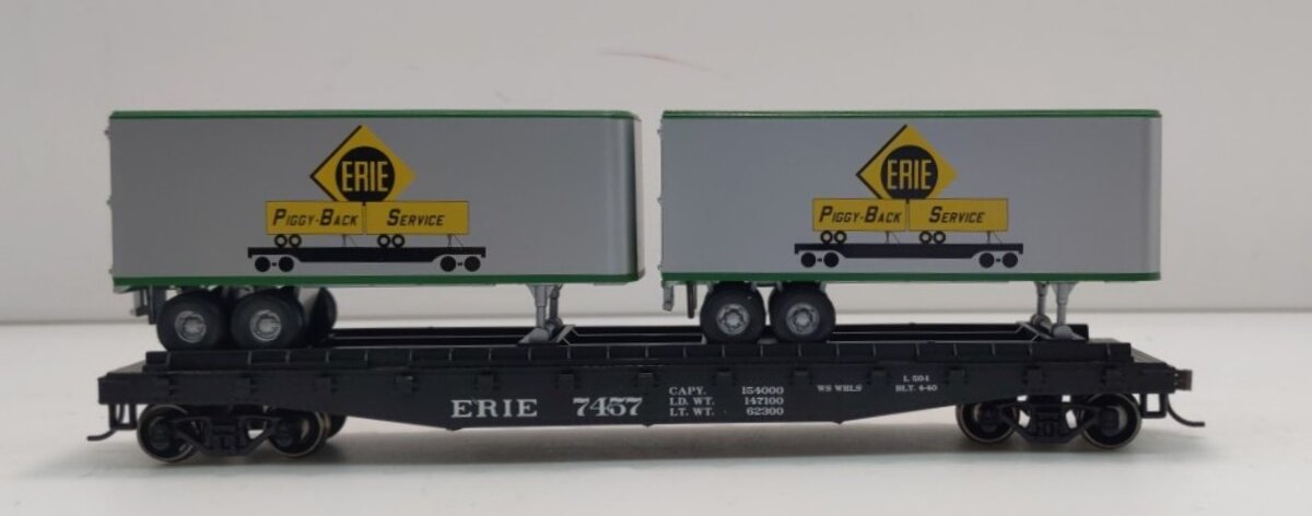 Athearn 92390 HO Scale Erie #7457 50' Flatcar With Two 25' Trailers LN/Box