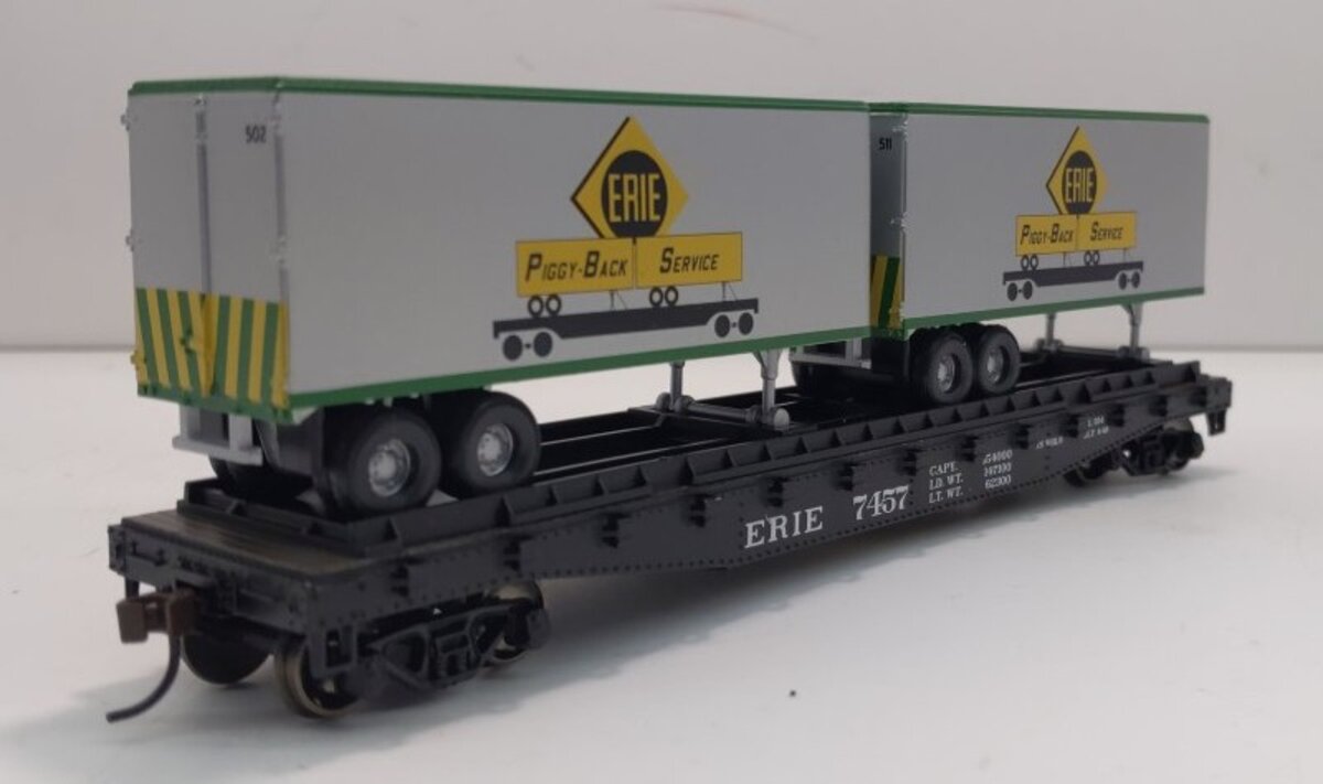 Athearn 92390 HO Scale Erie #7457 50' Flatcar With Two 25' Trailers LN/Box