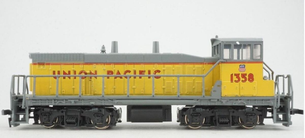 Con-Cor 0001-001556 Union Pacific EMD MP-15 Diesel Switcher #1358 LN/Box