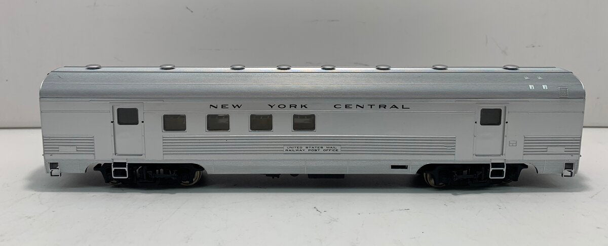 Walthers 932-6448 New York Central 63' Budd RPO Passenger Car LN/Box