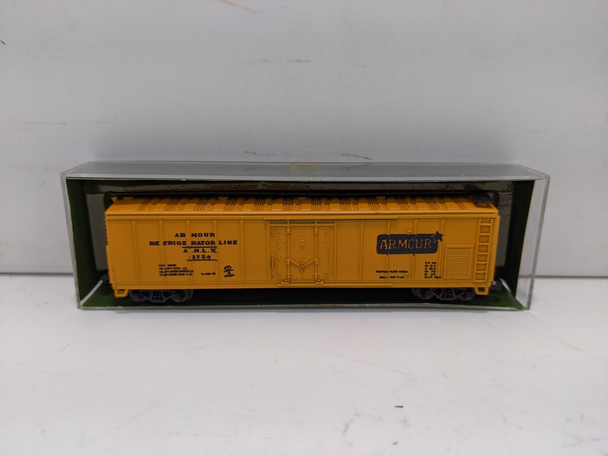 Aurora 4867 N Scale Armour Mechanical Reefer