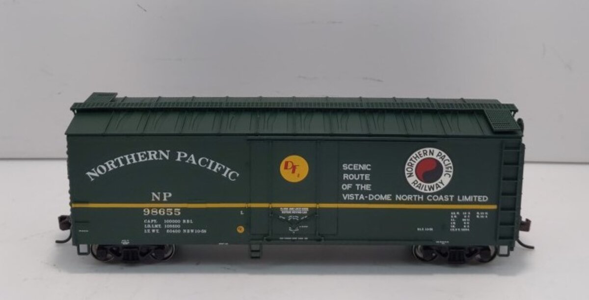 Atlas 20001615 HO Northern Pacific 40' Plug Door Box Car #98655 NIB