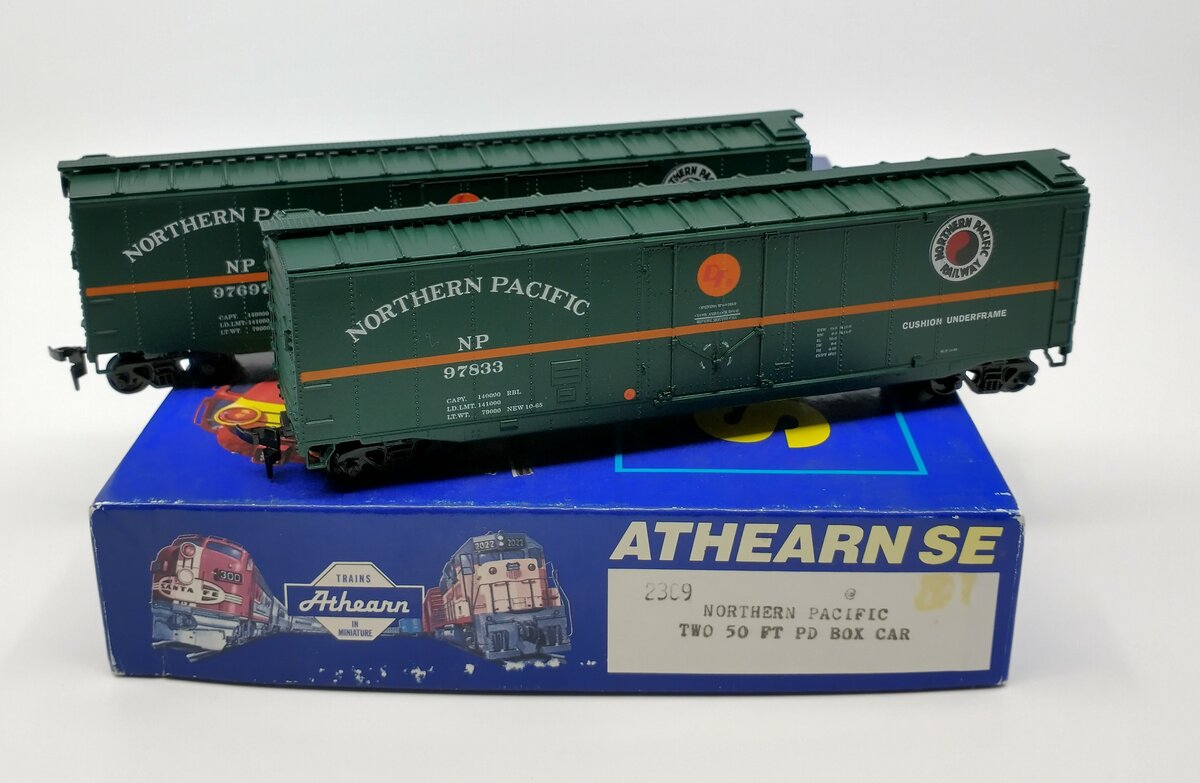 Athearn 2309 HO Northern Pacific Special Edition 50' Boxcar Kit (Set of 2)