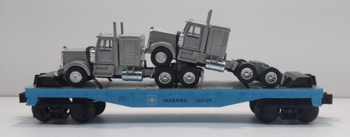 Lionel 6-36091 O Gauge Maersk Flat Car #250129 w/ 2 Die-Cast Tractors LN/Box