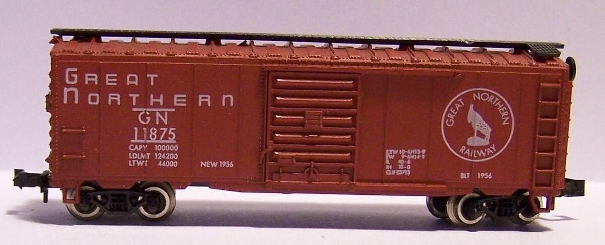 Minitrix N Scale Great Northern Box Car #11875