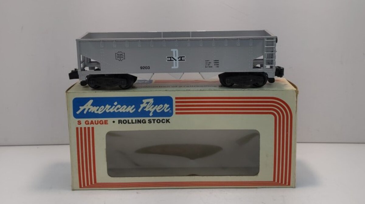 American Flyer 4-9203 S Gauge Boston & Maine 3-Bay Hopper #9203 LN/Box