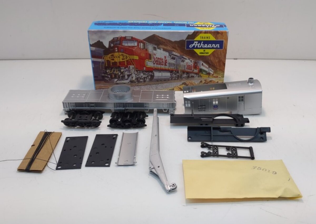 Athearn 1700 HO Union Pacific Blue Box 200 Ton Crane Freight Car # 900310 Kit