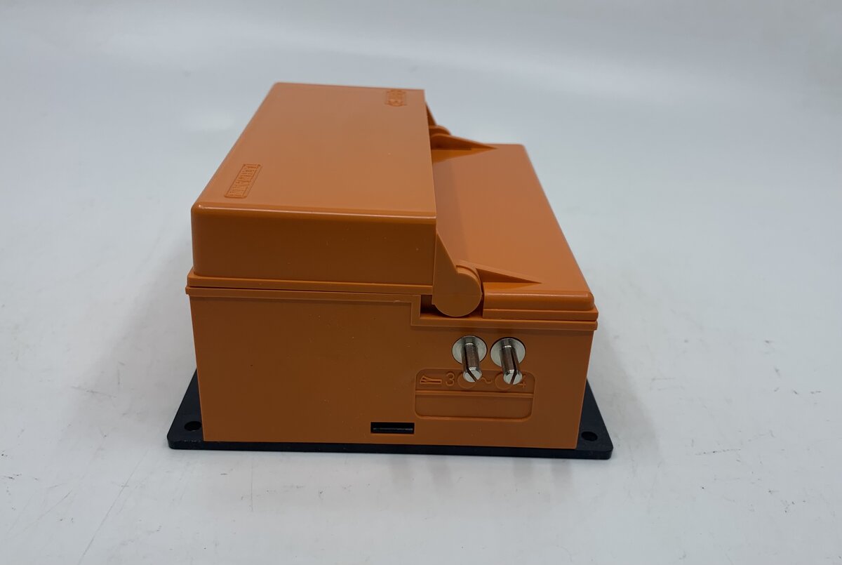 LGB 5175 G Scale Momentary Switch Control Box EX/Box