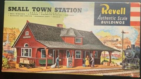 Revell T-9001:249 HO Small Town Station Building Kit