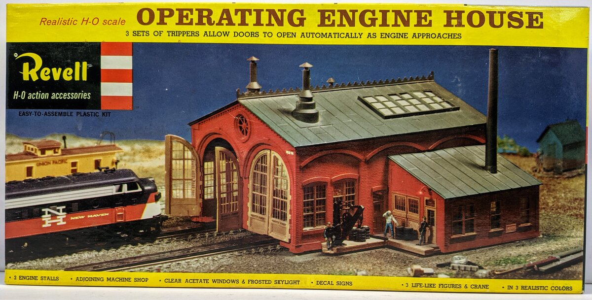 Revell T-9028-300 HO Scale Operating Engine House Of Trippers Buildins Kit