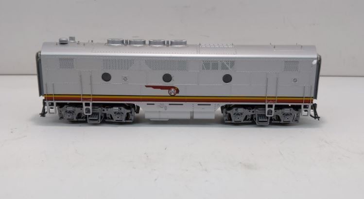 Stewart 8015 HO Santa Fe F3B Phase I Unpowered Diesel Locomotive NIB