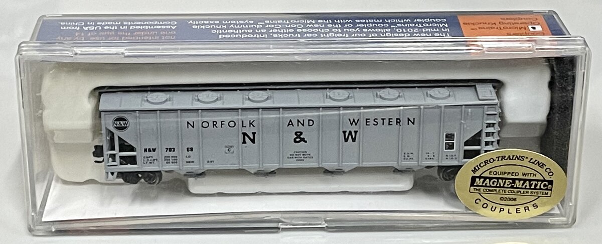 Con-Cor 0001-015032-3 N Scale Norfolk & Western PS-2 4-Bay Covered Hopper #70369