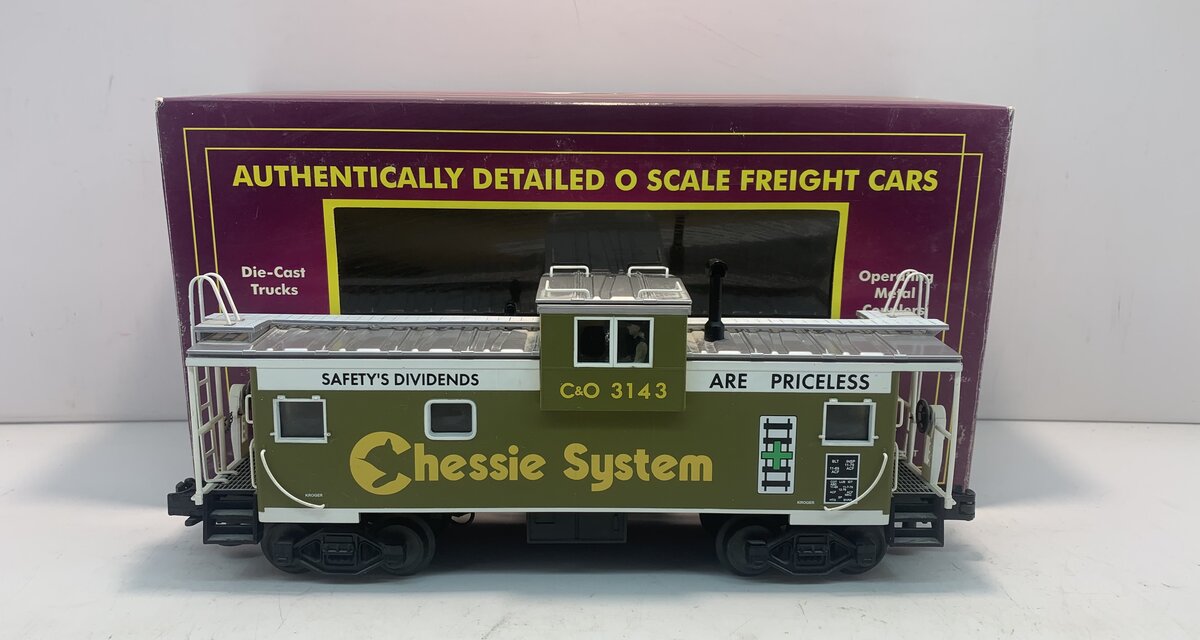MTH 20-90012F O Gauge Chessie Extended Vision Caboose #3143 LN/Box