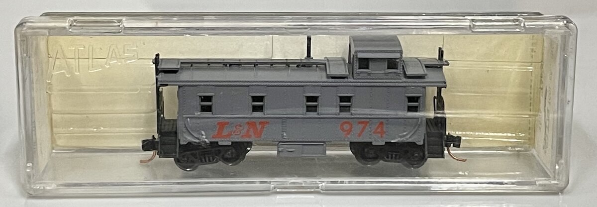 Atlas 3566 N Scale Louisville & Nashville Caboose #974 LN/Box