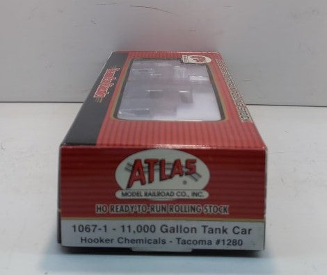 Atlas 1067-1 HO Scale Hooker Chemicals Tacoma 11,000 Gallon Tank Car #1280 MT/Box