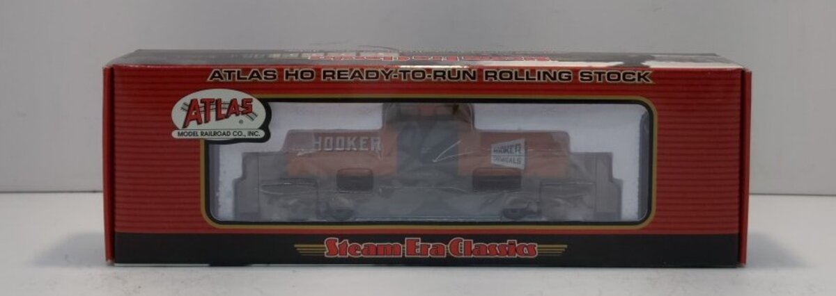 Atlas 1067-1 HO Scale Hooker Chemicals Tacoma 11,000 Gallon Tank Car #1280 MT/Box
