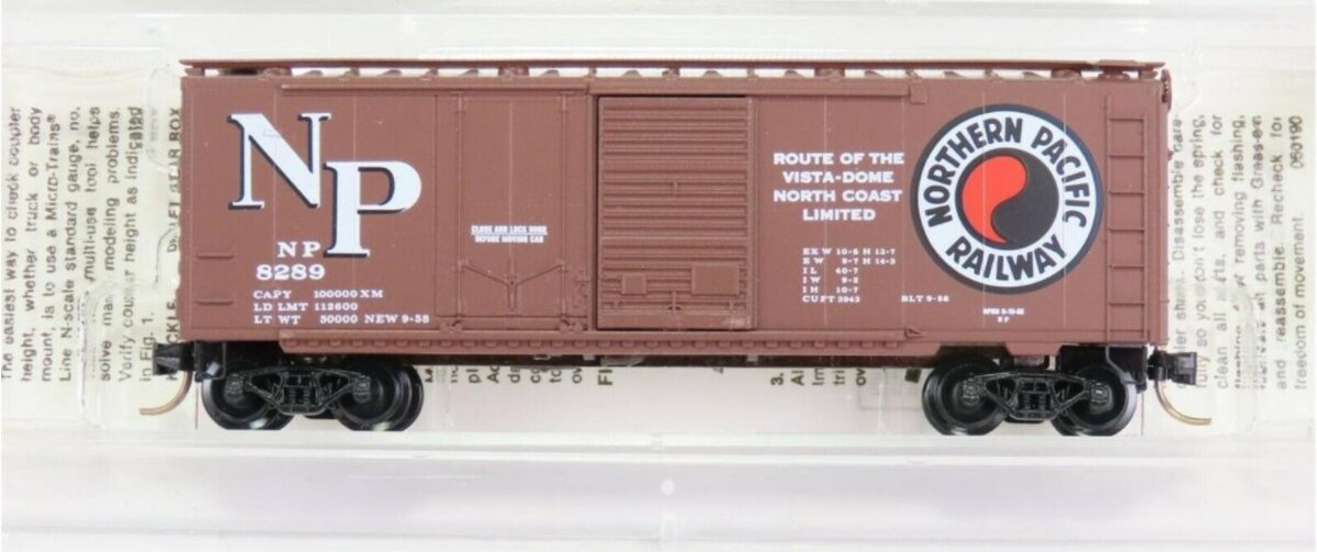 Micro-Trains 02200040 N Northern Pacific 40' Plug & Sliding Door Boxcar #8289 LN/Box