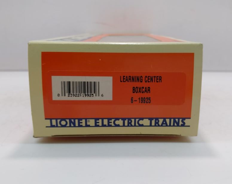 Lionel 6-19925 Lionel Learning Center Boxcar with Plate LN/Box