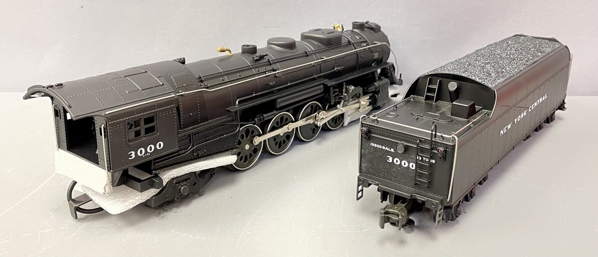 Lionel 6-18009 O Gauge NYC Mohawk 4-8-2 L-3 Steam Locomotive & Tender #3000 LN/Box