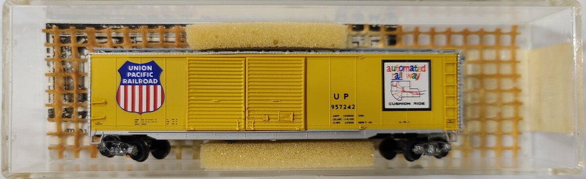 InterMountain 60616-02 N Scale Union Pacific AAR Standard Double Door Boxcar Kit