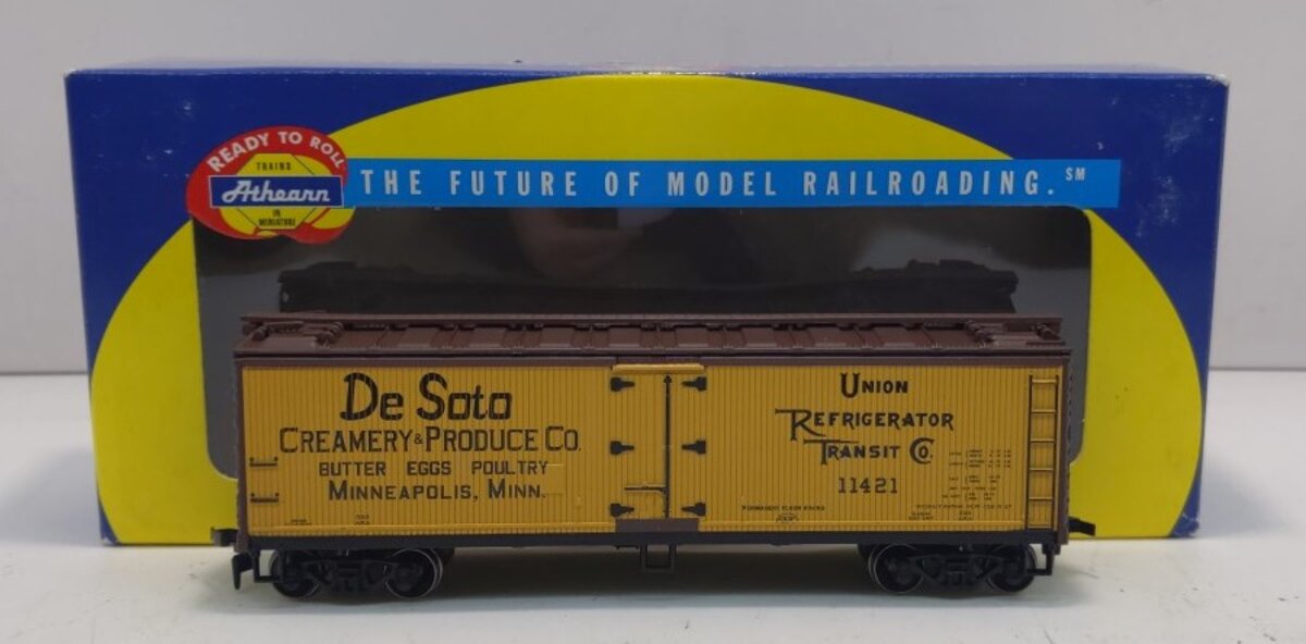 Athearn 7583 HO De Soto Creamery 40' Wood Reefer #11421 LN/Box