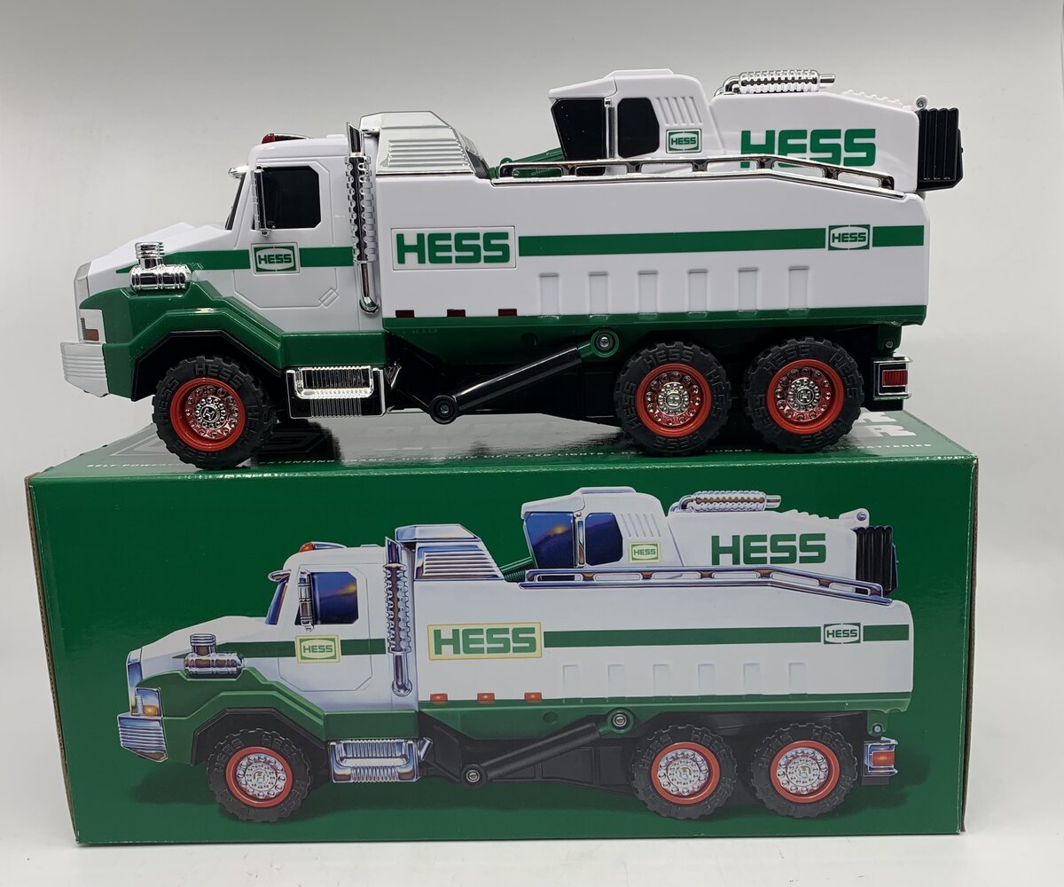 Hess 2017 Dump Truck and Loader
