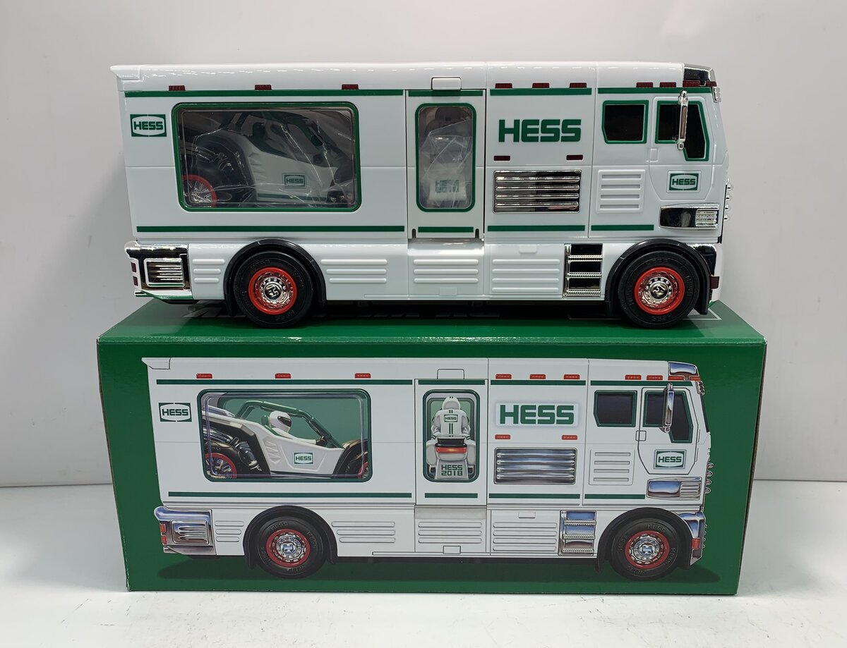 Hess 2018 Die Cast RV w/ATV & Motorbike LED Lights & Loading Ramps