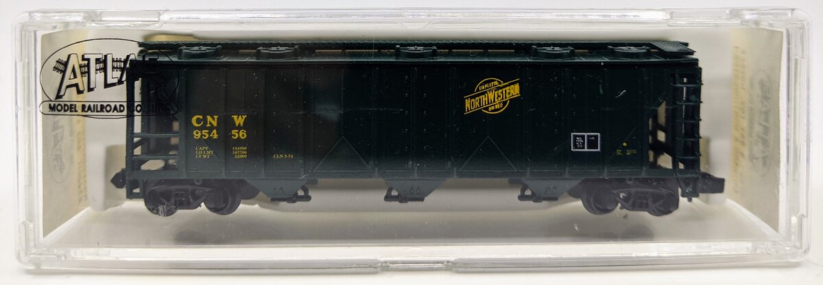 Atlas 3730 N Scale Chicago & Northwestern 3-Bay Covered Hopper #95456