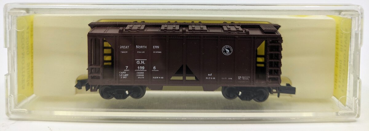Loco-Motives 12080 N Scale Great Northern 2- Bay Covered Hopper #71096 LN/Box