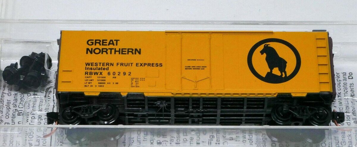 Micro-Trains 02100460 N Great Northern 40' Standard Plug Door Boxcar #60292