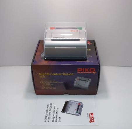 Piko 35010 G 22 Volt / 5 Amp Digital Central Station
