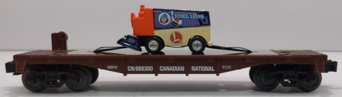 Lionel 6-26013 O Canadian National Flatcar w/Zamboni Ice Resurfacing Machine LN/Box