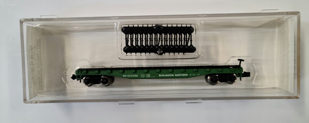 Atlas 3801 N Scale Flat Car w/ Stakes #602298 LN/Box