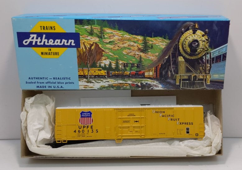 Athearn 5467 HO Scale Union Pacific 57' Mechanical Reefer # 460135