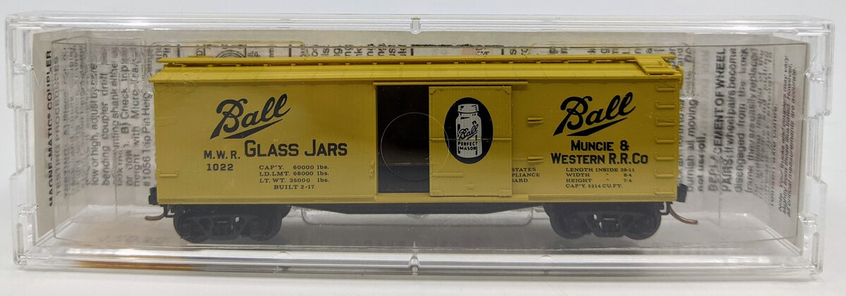 Micro-Trains 04200030 N MWR Ball Glass Jars 40' Dbl Sheathed Wood Boxcar #1022 NIB