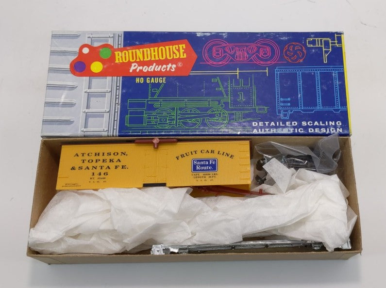 Roundhouse 7880 HO Atchison Topeka Santa Fe Fruit 36' O.T. Reefer # 146 Kit