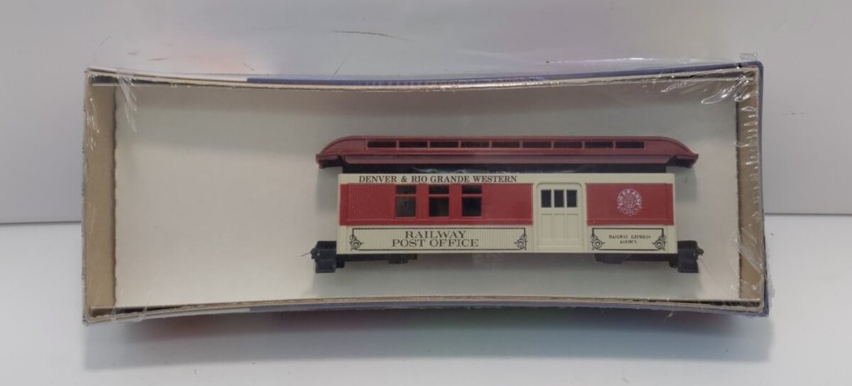 Roundhouse 3722 HO Denver & Rio Grande Western Overton Combine Car