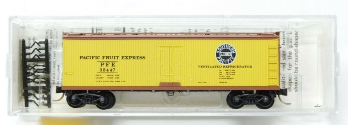 Micro-Trains 04900180 N Southern Pacific 40' Double Wood Sheathed Reefer #35447