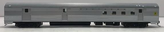 Walthers 910-30311 HO Southern Railway 85' Budd Baggage-Railway Post Office LN/Box