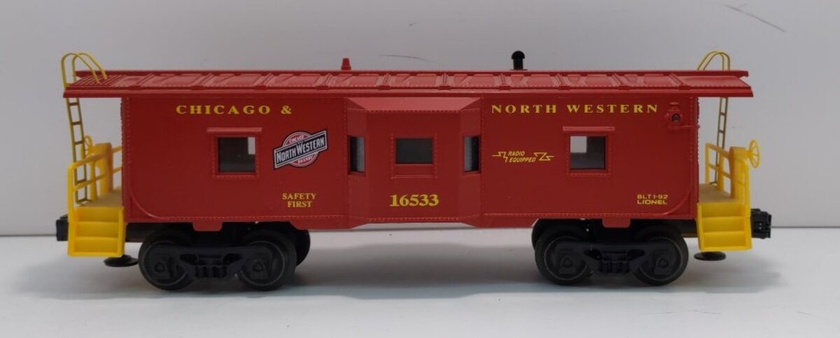 Lionel 6-16533 O Gauge Chicago & Northwestern Bay Window Caboose LN/Box