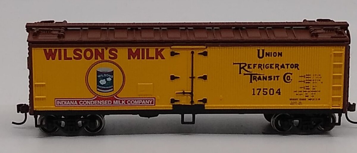 Roundhouse 85457 HO Wilson's Milk 40' Wood Reefer #17504