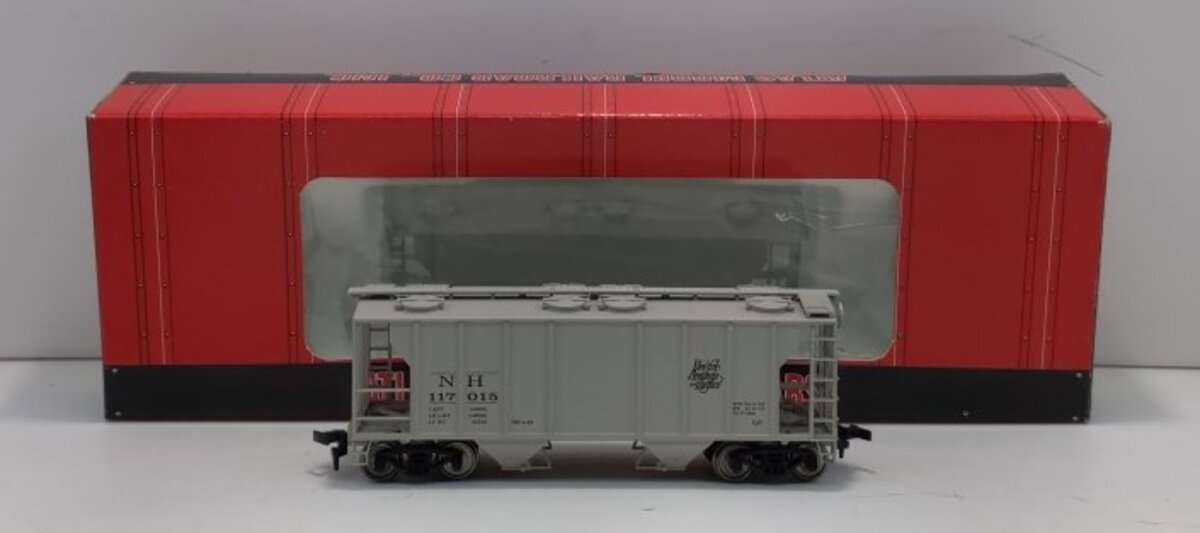 Atlas 1814 HO Scale New Haven PS-2 2-Bay Covered Hopper #117015 LN/Box